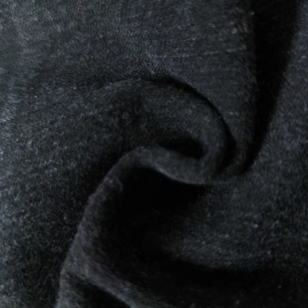 نمای نزدیک از پارچه کتان مشکی